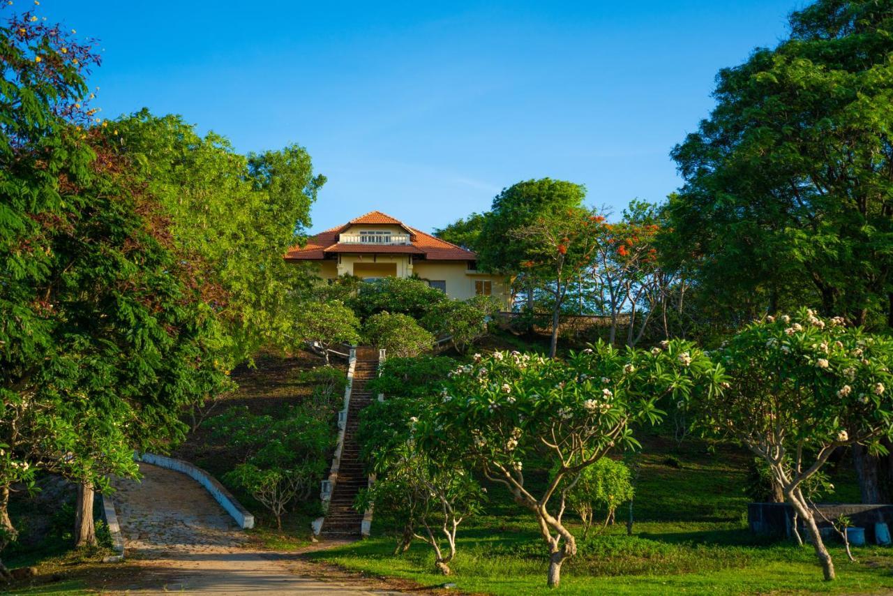 Fleur De Lys Resort & Spa Long Hai Exterior photo