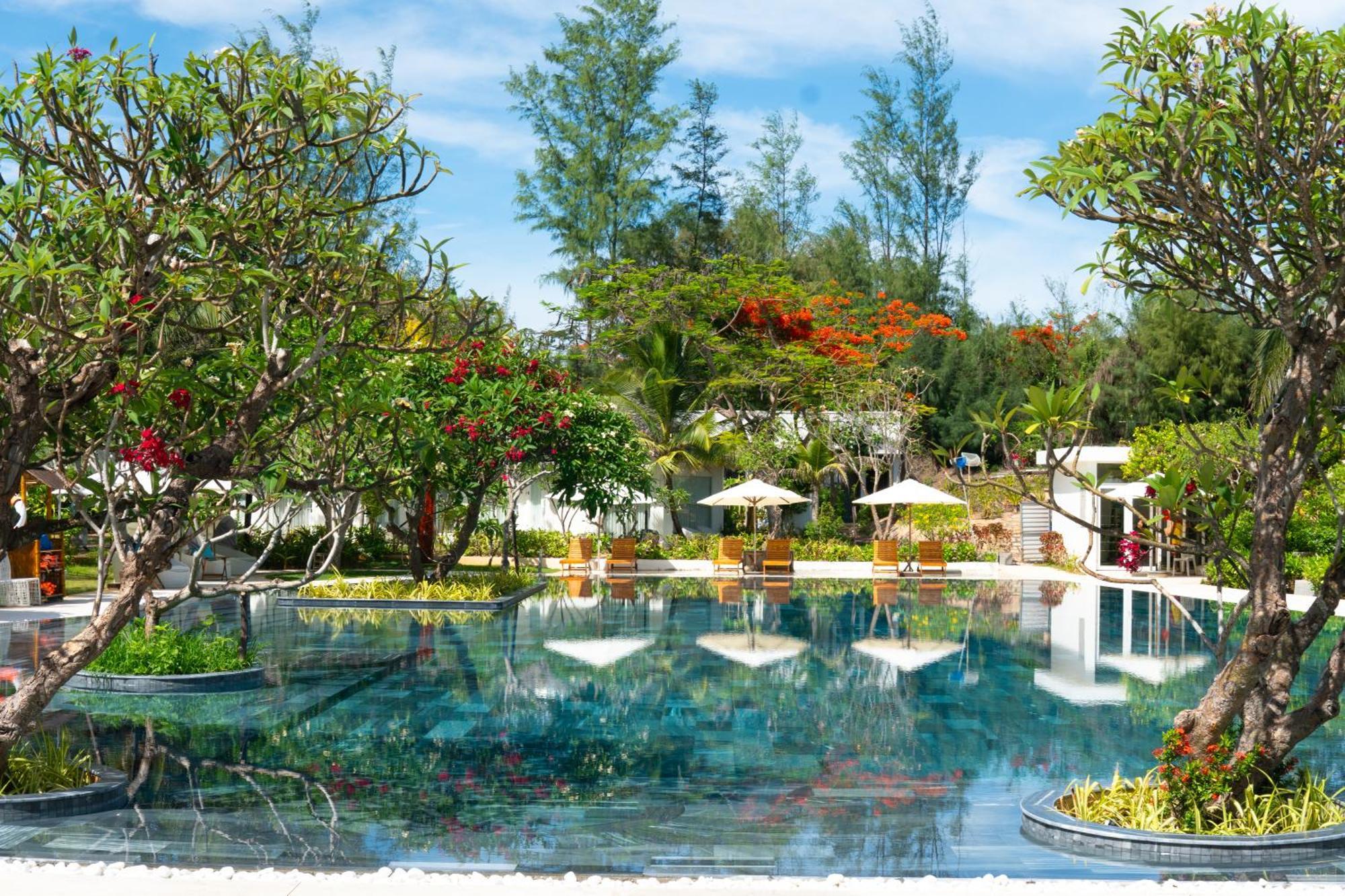Fleur De Lys Resort & Spa Long Hai Exterior photo